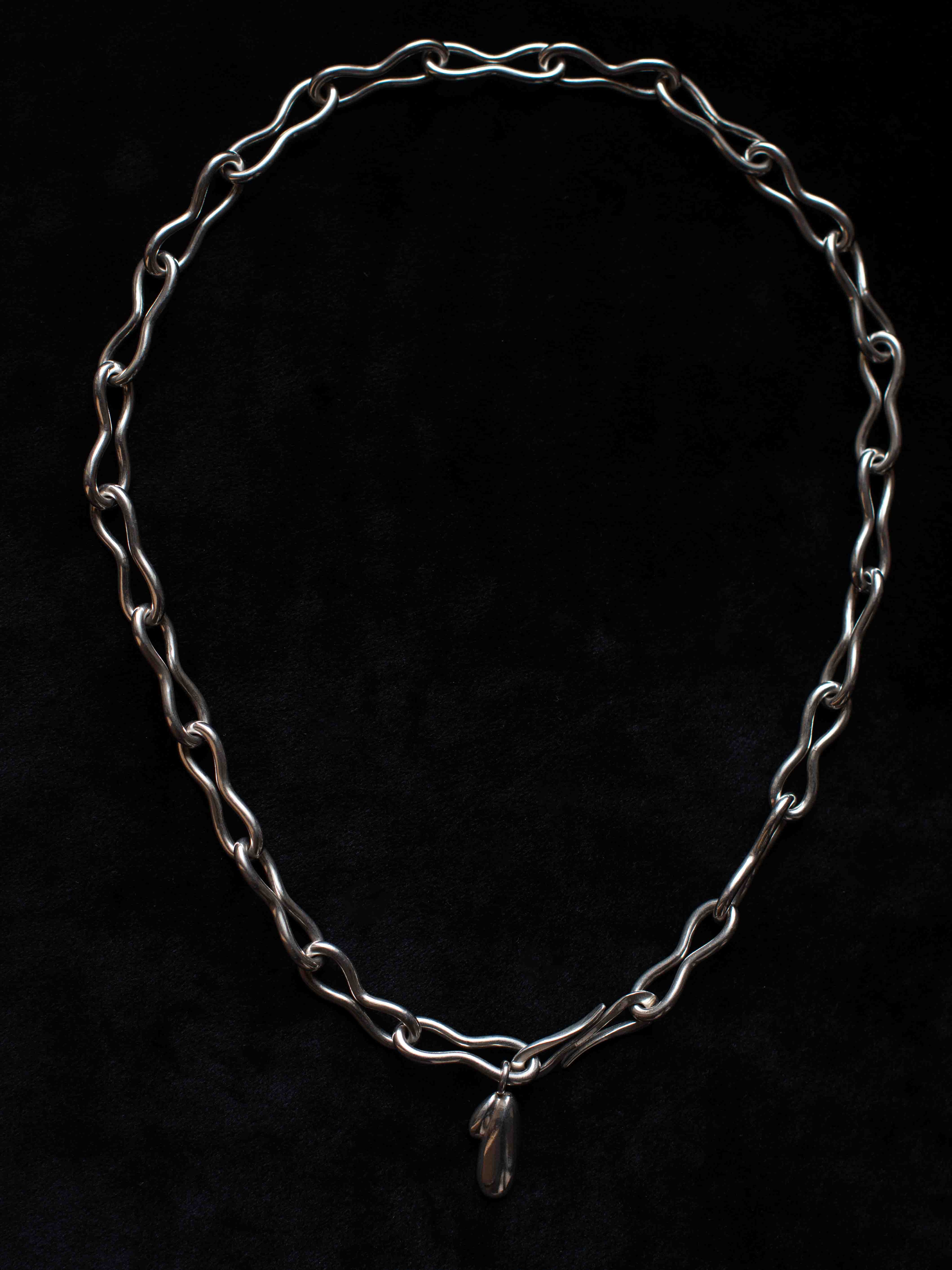 Paradox necklace
