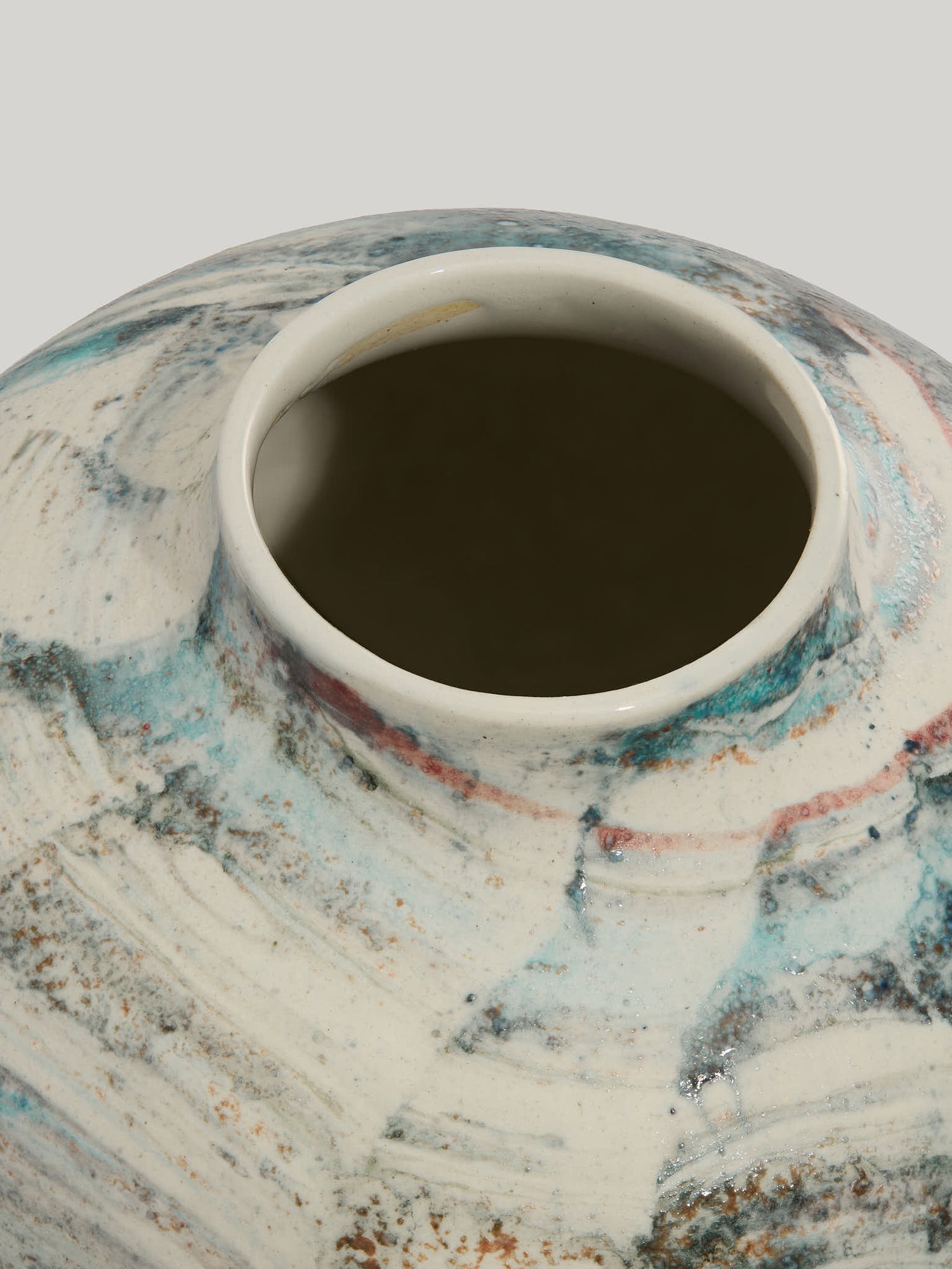 Marble vase small 4